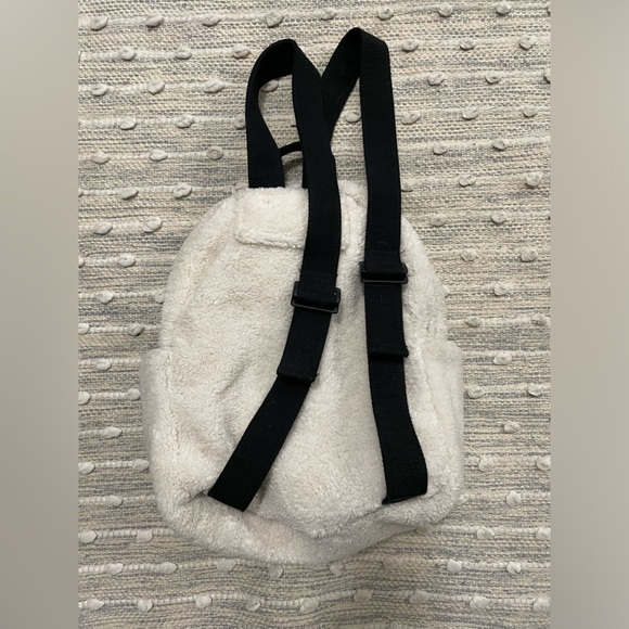 Urban Outfitters Sherpa Backpack - Picture 7 of 9